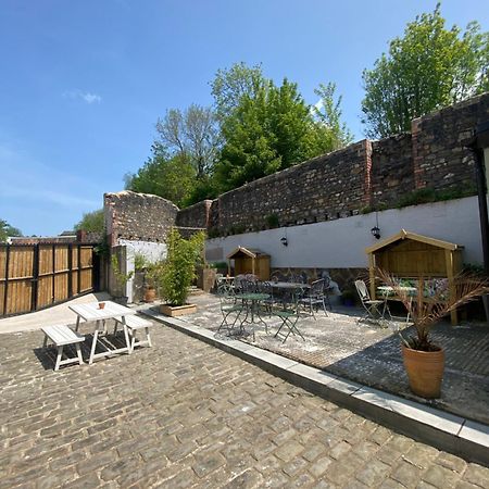 The Tiger Inn Merthyr Tydfil Exterior foto